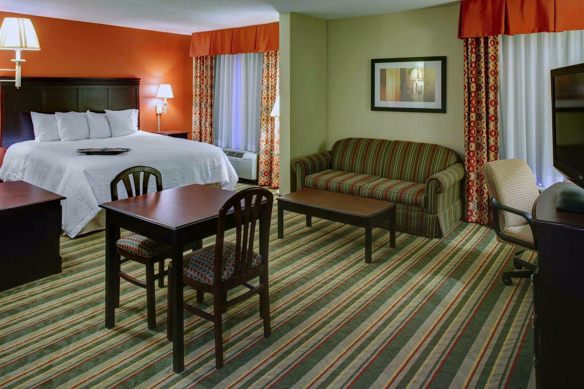 Hampton Inn Richmond-מכניקסוויל מראה חיצוני תמונה